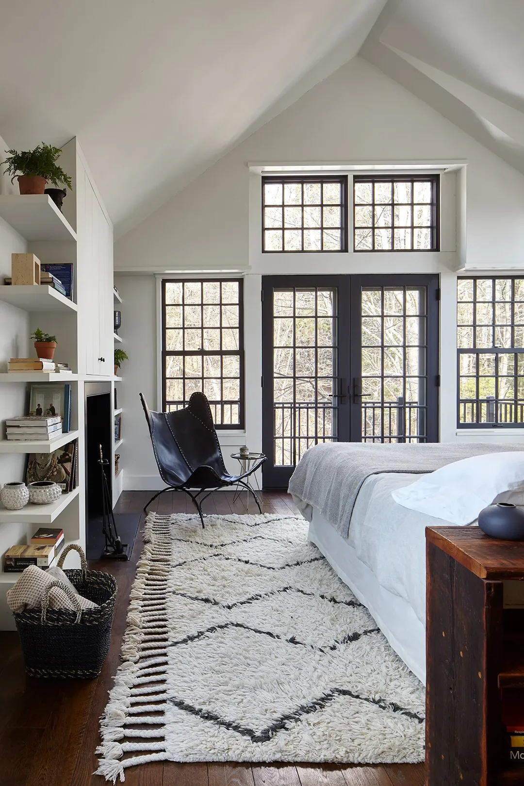 A Stone Farmhouse, Civil War–Era Addition, and Stucco New Build Come Together in the Hudson Valley