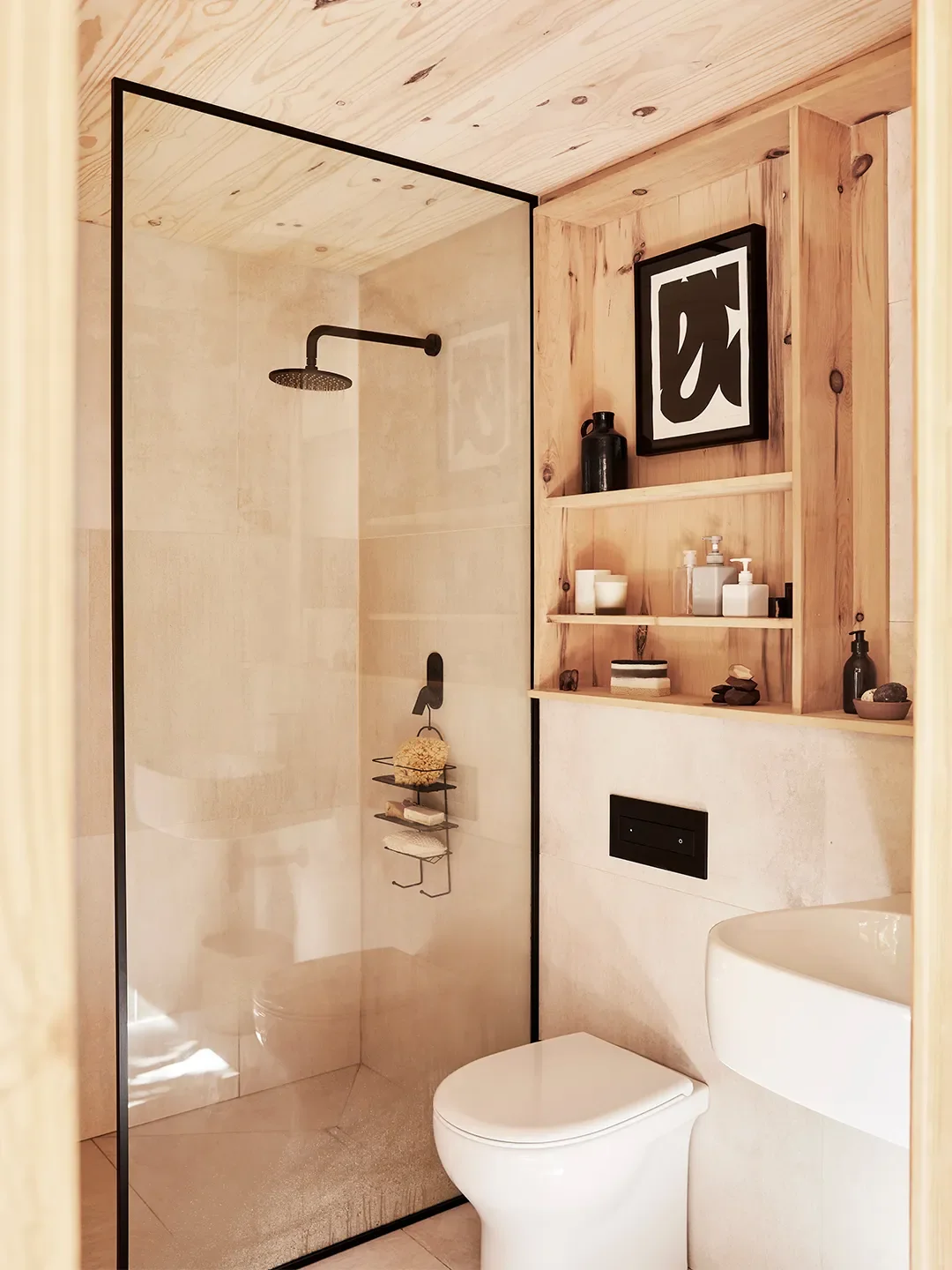 This Tiny Cabin Overlooking the Cape Town Surf Was Assembled in Under 3 Weeks